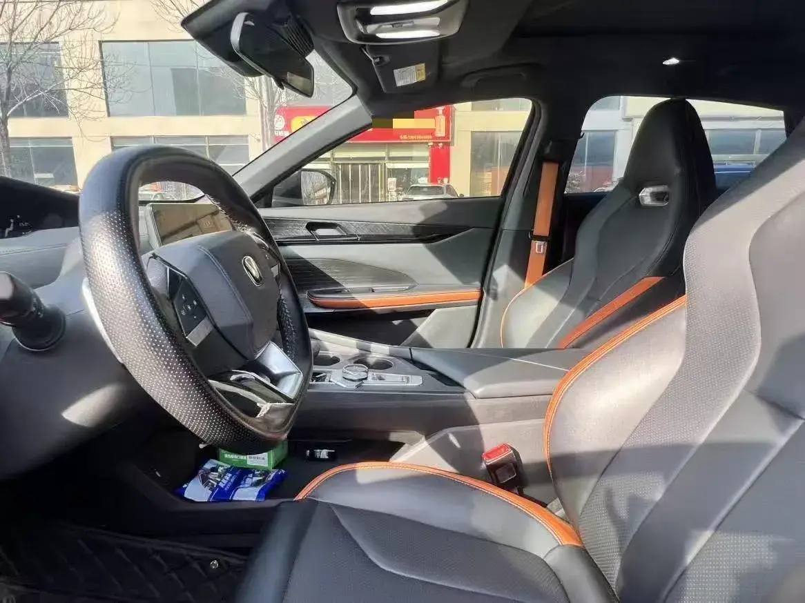 2023 CHANGAN UNI-V thumbnail 4