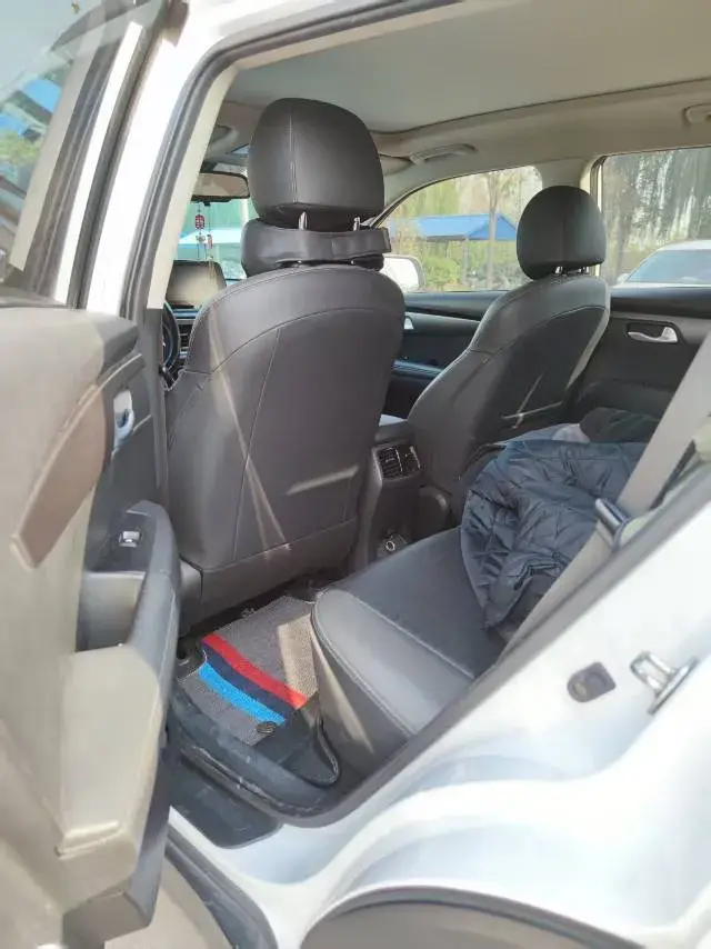 2019 KIA SPORTAGE thumbnail 4