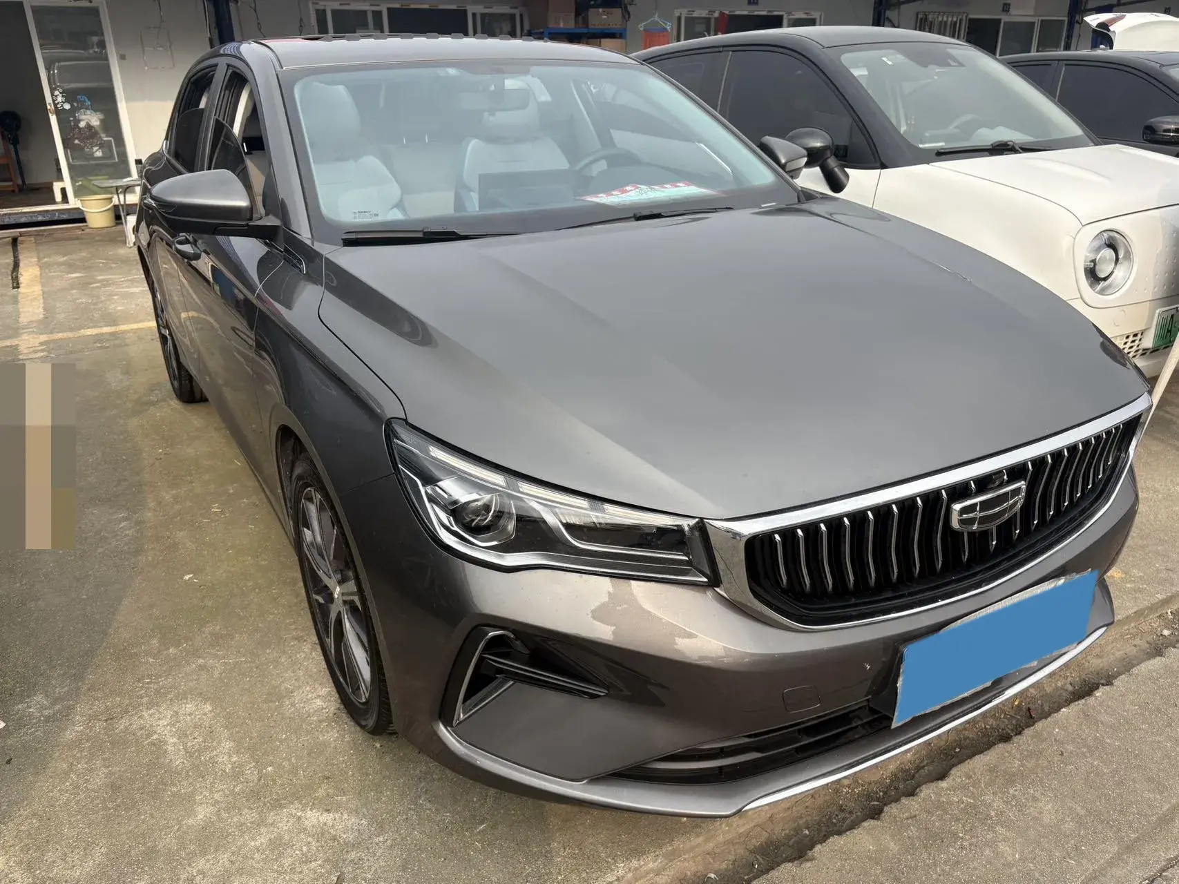 2022 GEELY EMGRAND thumbnail 3