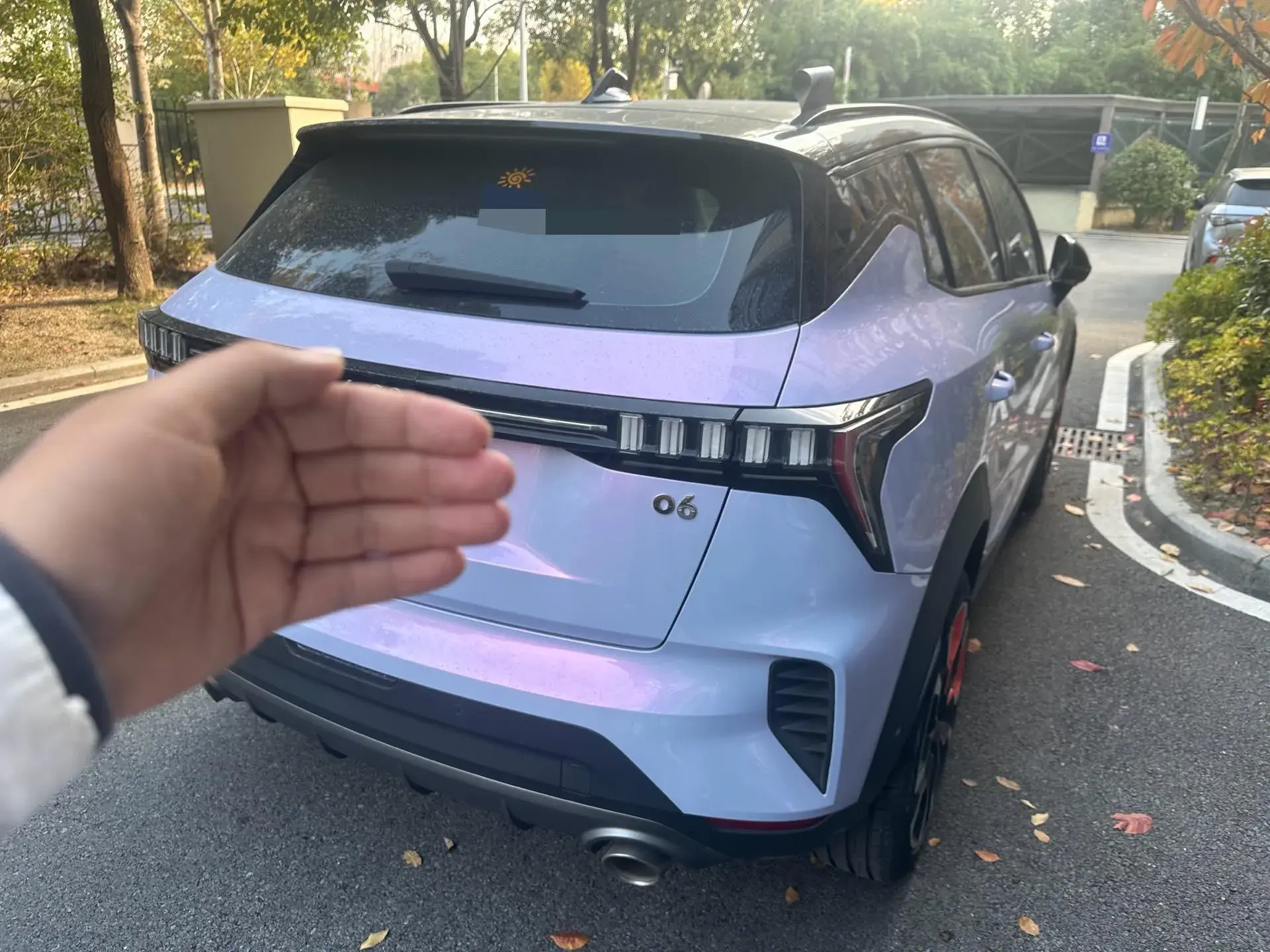 2020 LYNK&CO 06 thumbnail 2