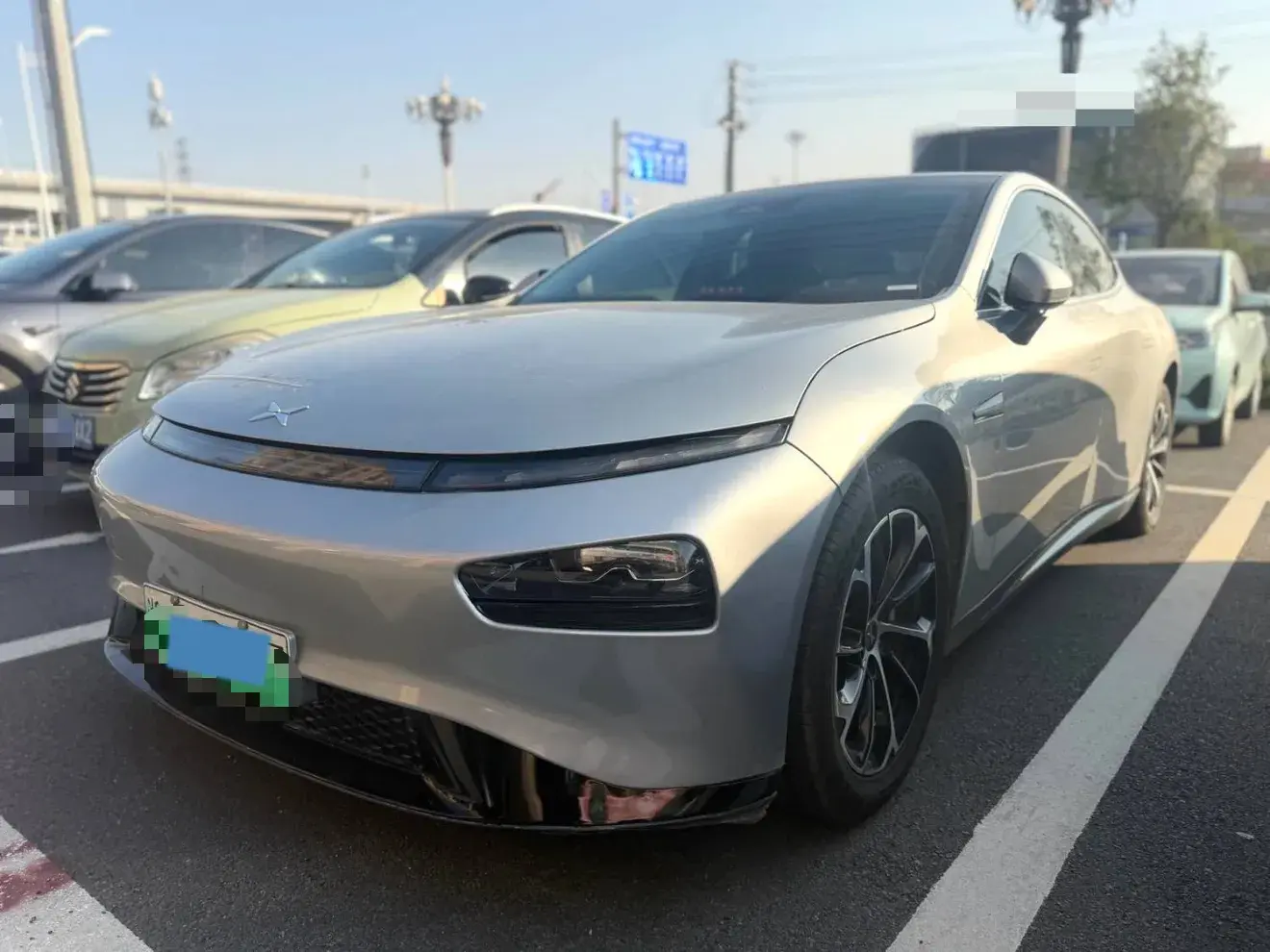 2021 XPENG P7 view 1