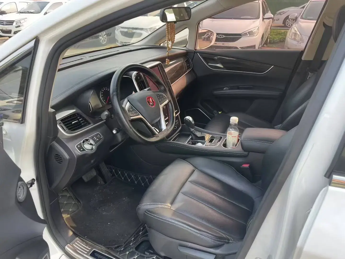 2017 BYD SONG thumbnail 2