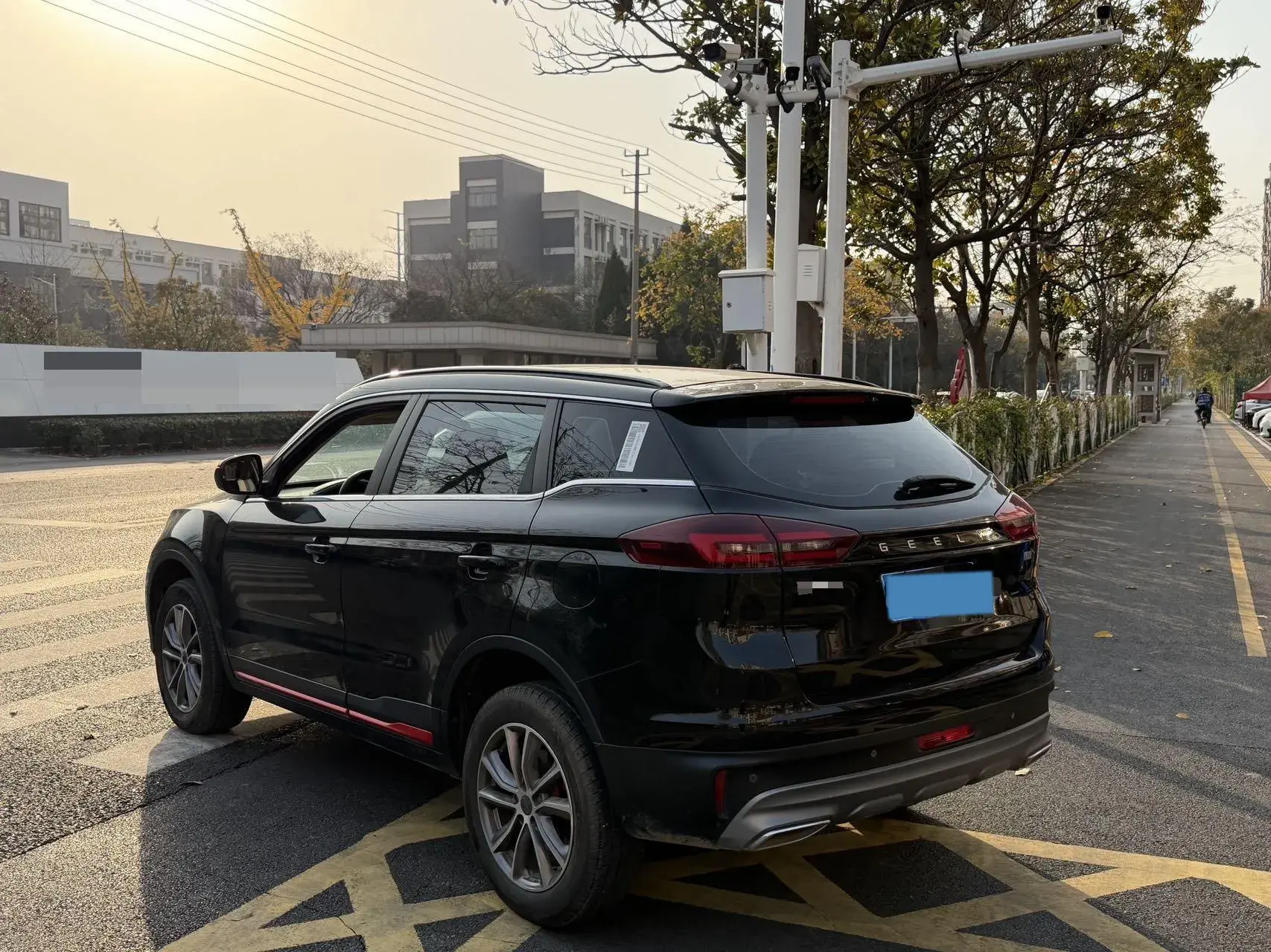 2021 GEELY AZKARRA thumbnail 4