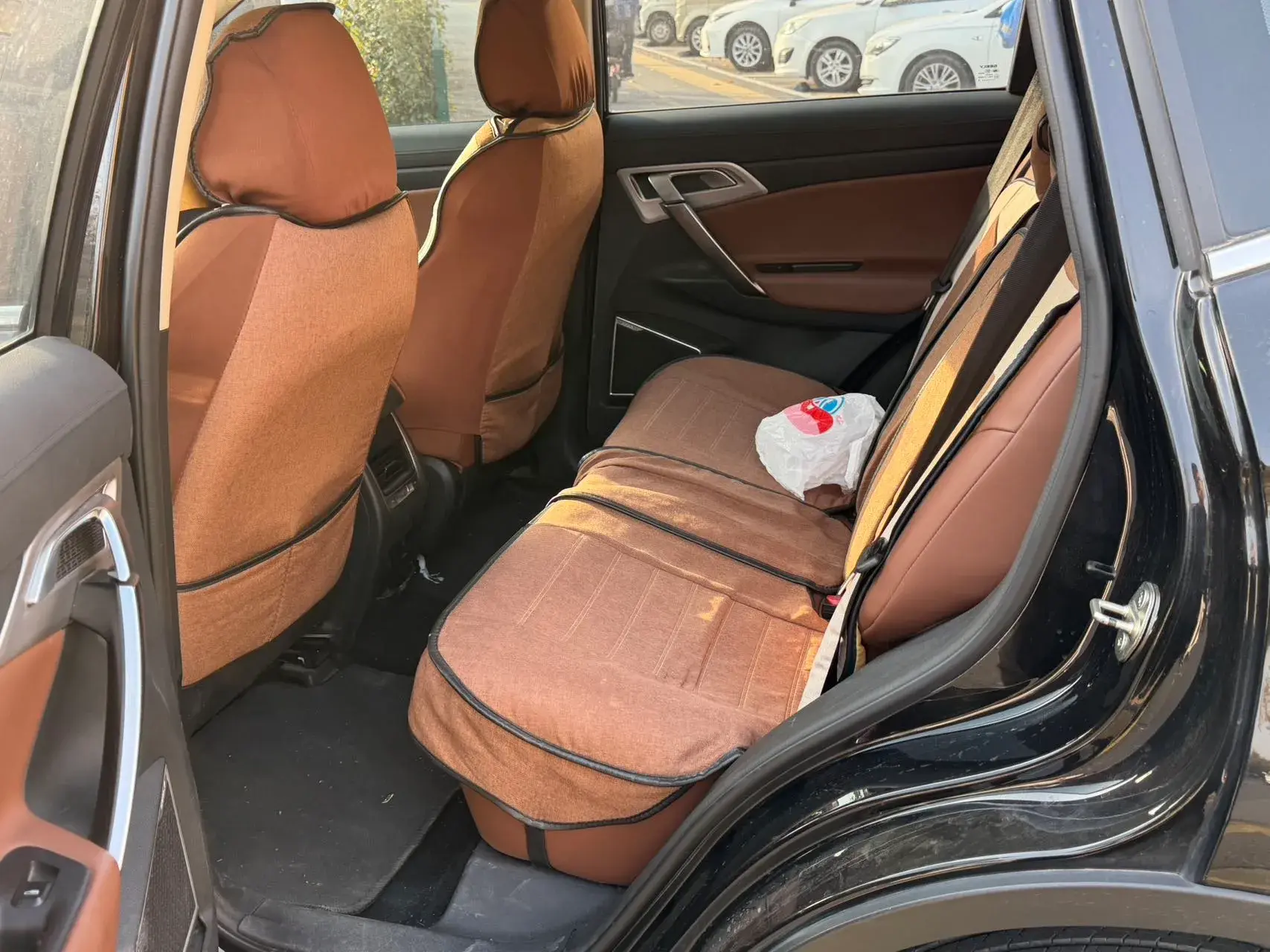 2021 GEELY AZKARRA thumbnail 3