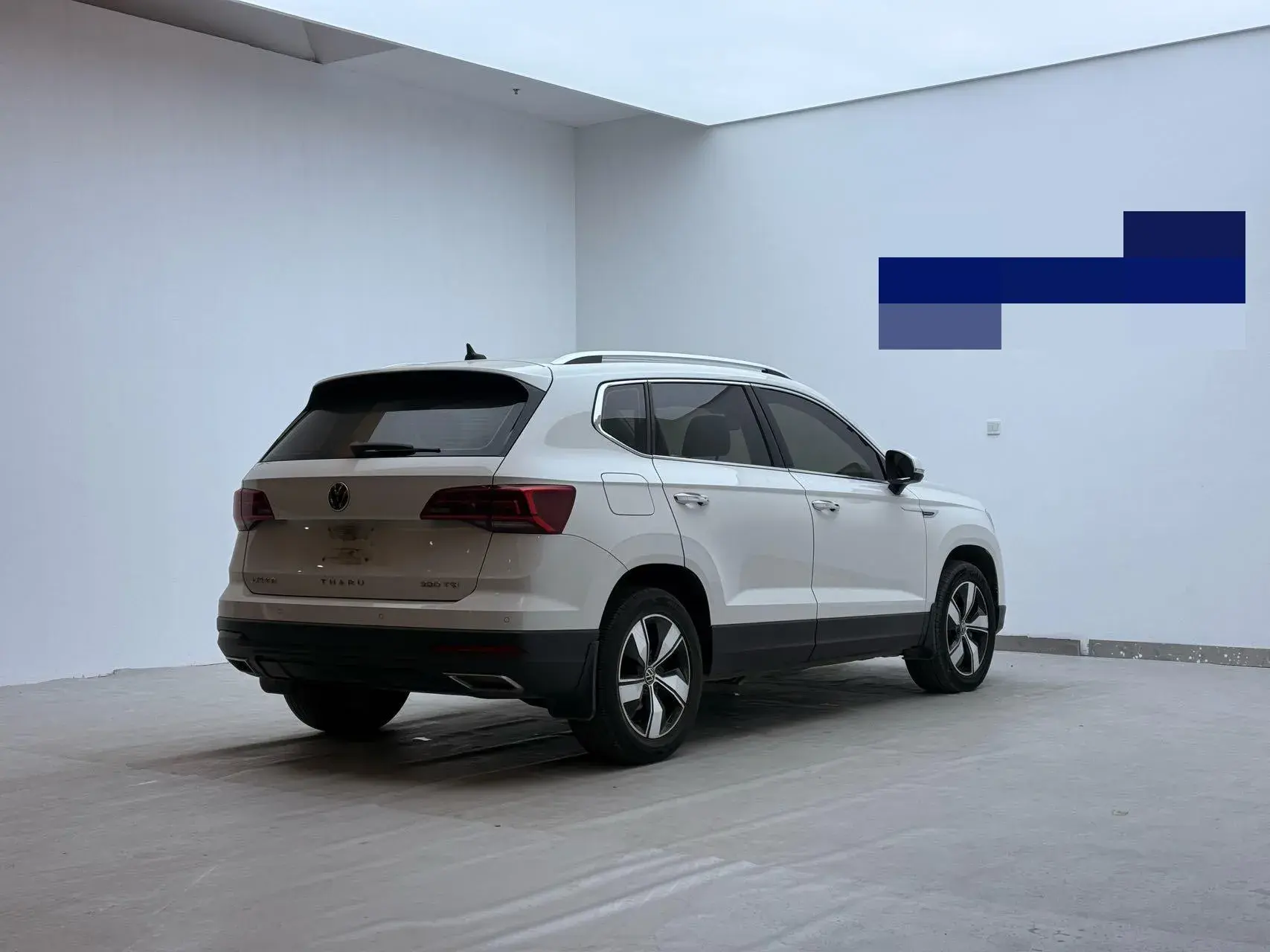 2021 VOLKSWAGEN THARU thumbnail 4