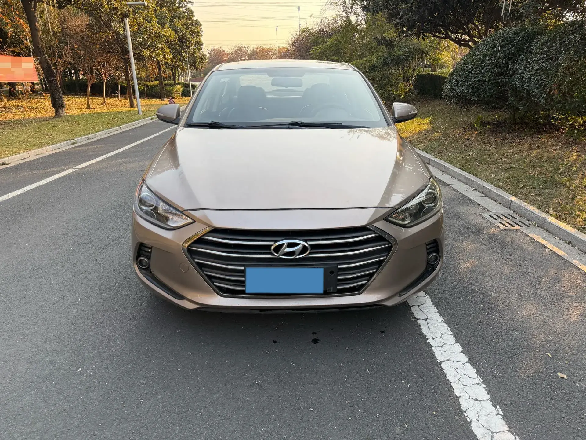 2016 HYUNDAI ELANTRA thumbnail 2