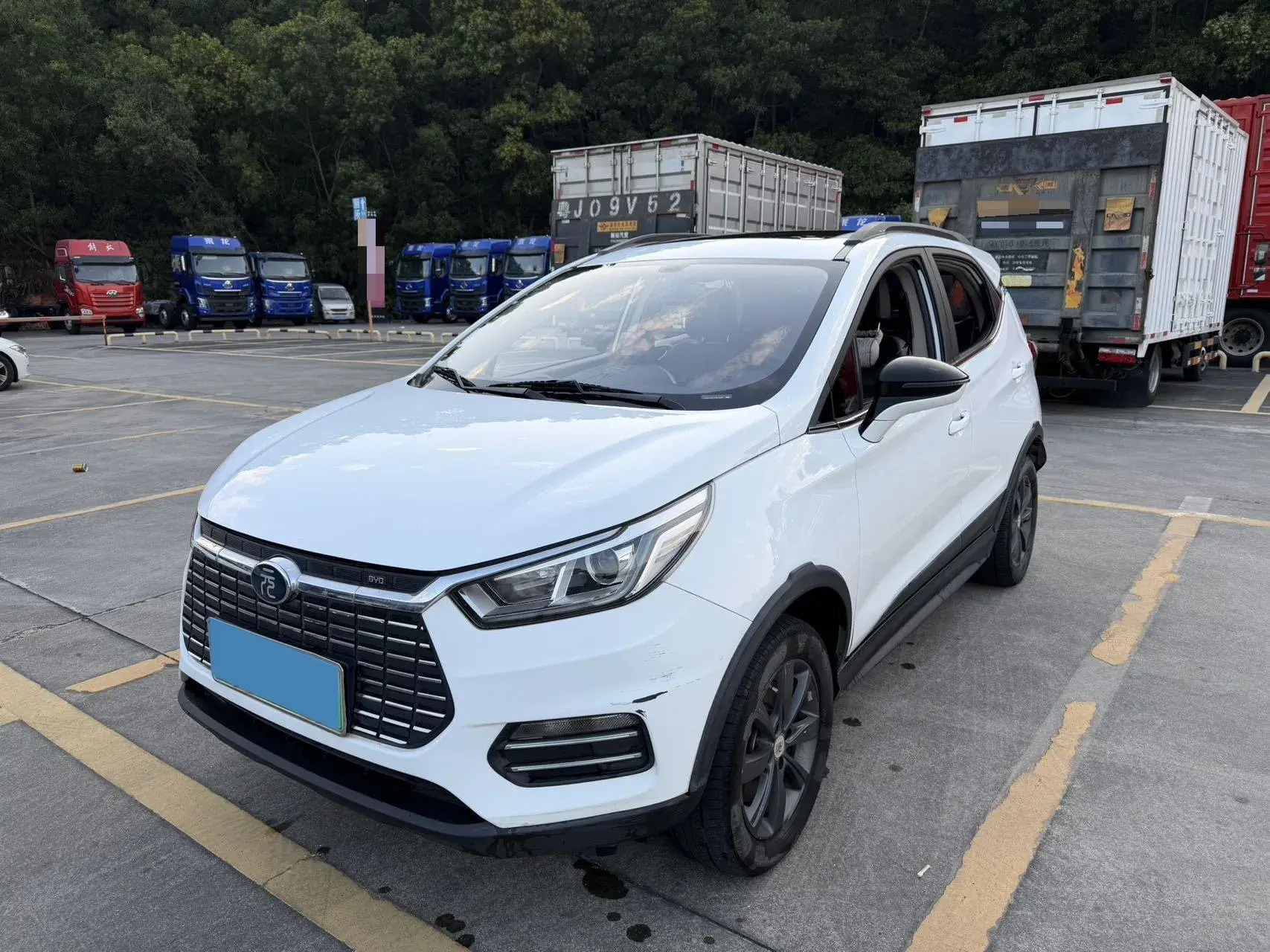 2018 BYD YUAN view 1