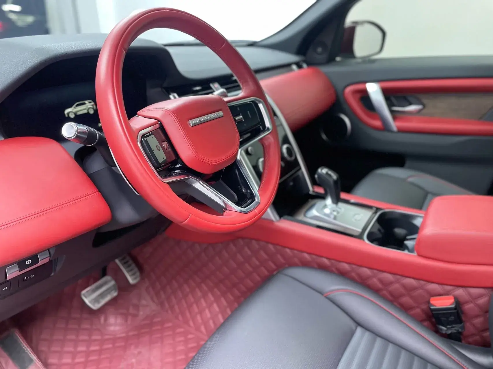 2022 LAND ROVER thumbnail 3