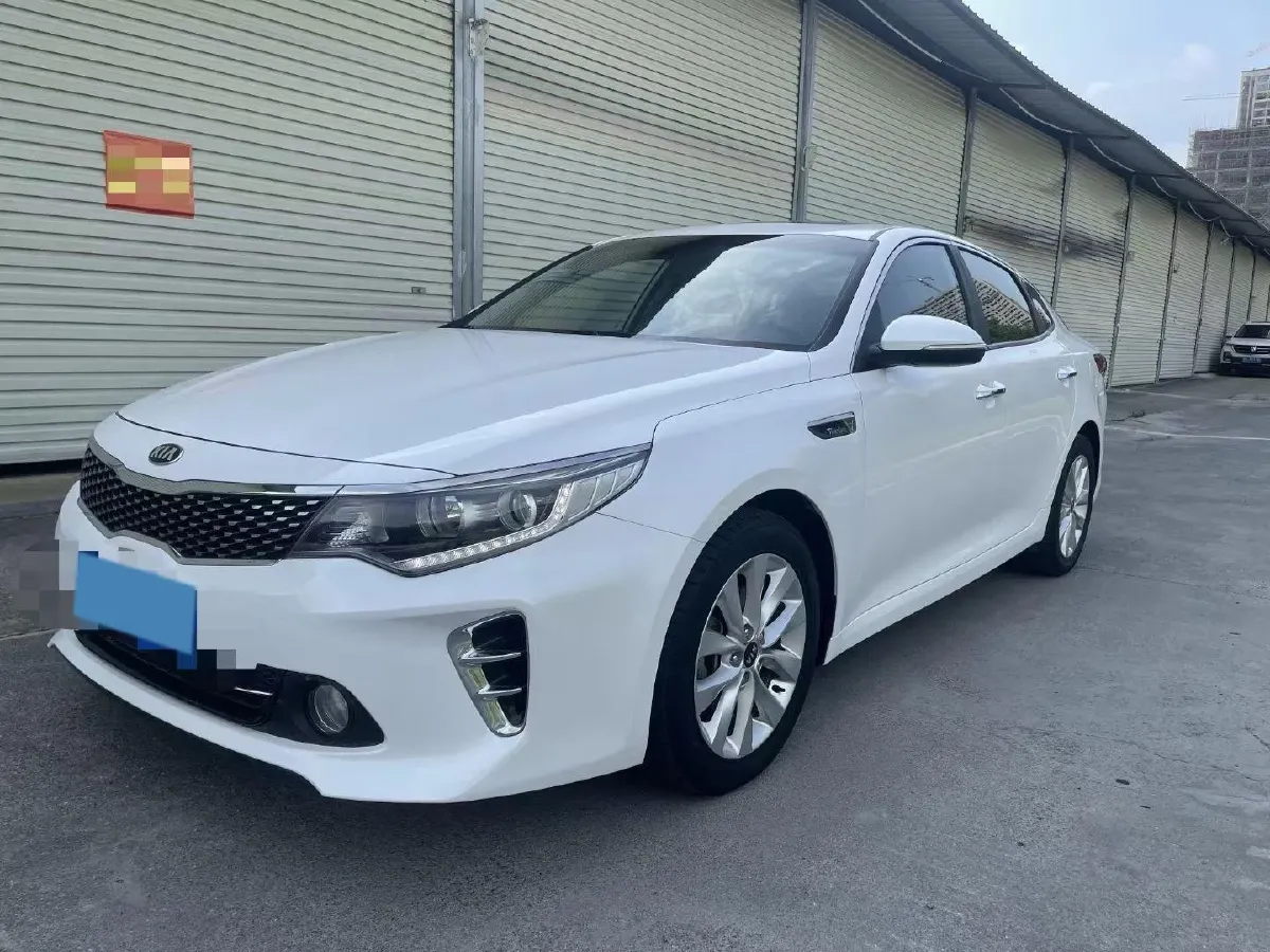 2016 Kia K5 2.0L 161HP L4 6AT,autocango,china used car exporter,china ev exporter,chinese used car exporter,chinese used ev exporter