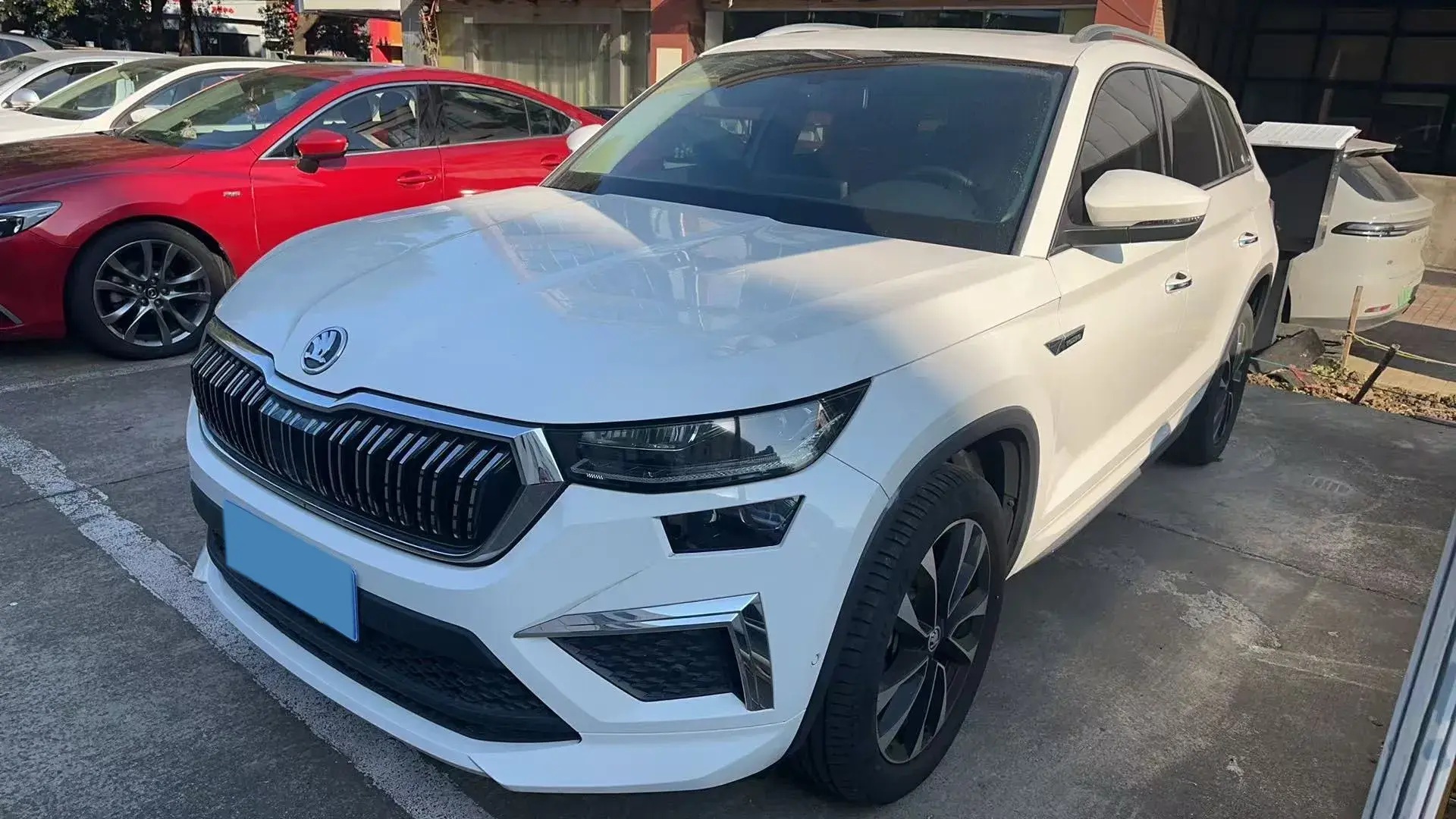 2022 SKODA KODIAK view 1