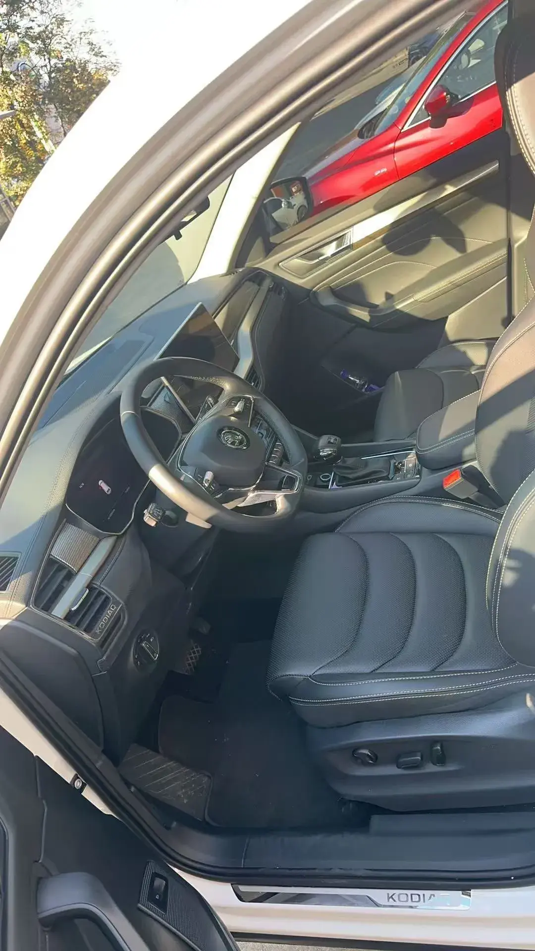 2022 SKODA KODIAK thumbnail 3