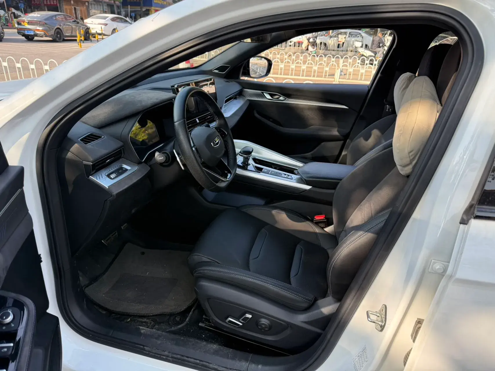 2024 GEELY PREFACE thumbnail 4