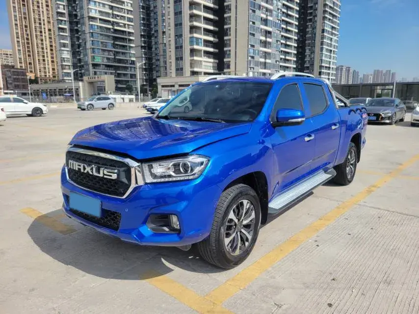 2021 MAXUS T70 view 1
