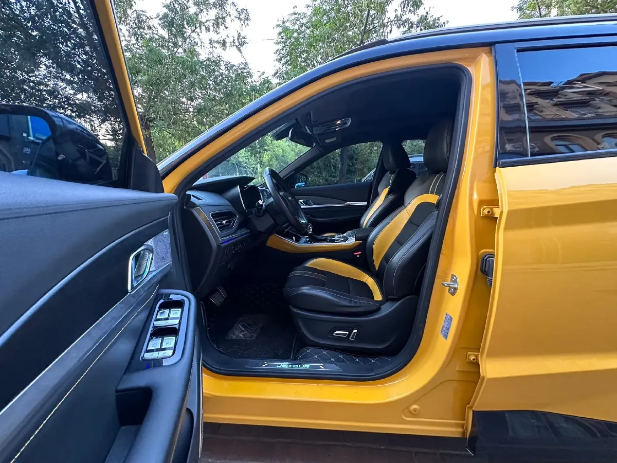 2020 Jetour X70 Coupe 1.6T 197HP L4 7DCT,autocango,china used car exporter,china ev exporter,chinese used car exporter,chinese used ev exporter