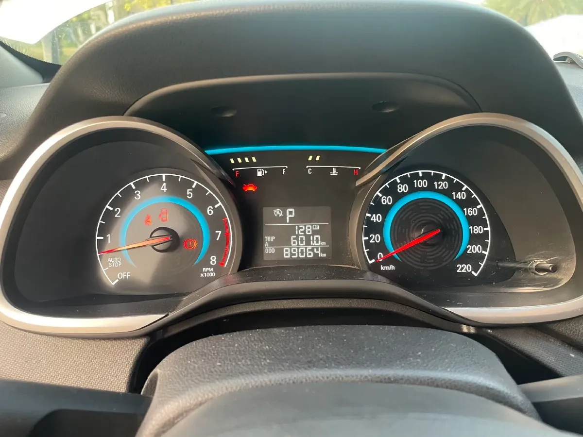 2019 Chevrolet Cavalier 1.5L 113HP L4 5MT,autocango,china used car exporter,china ev exporter,chinese used car exporter,chinese used ev exporter