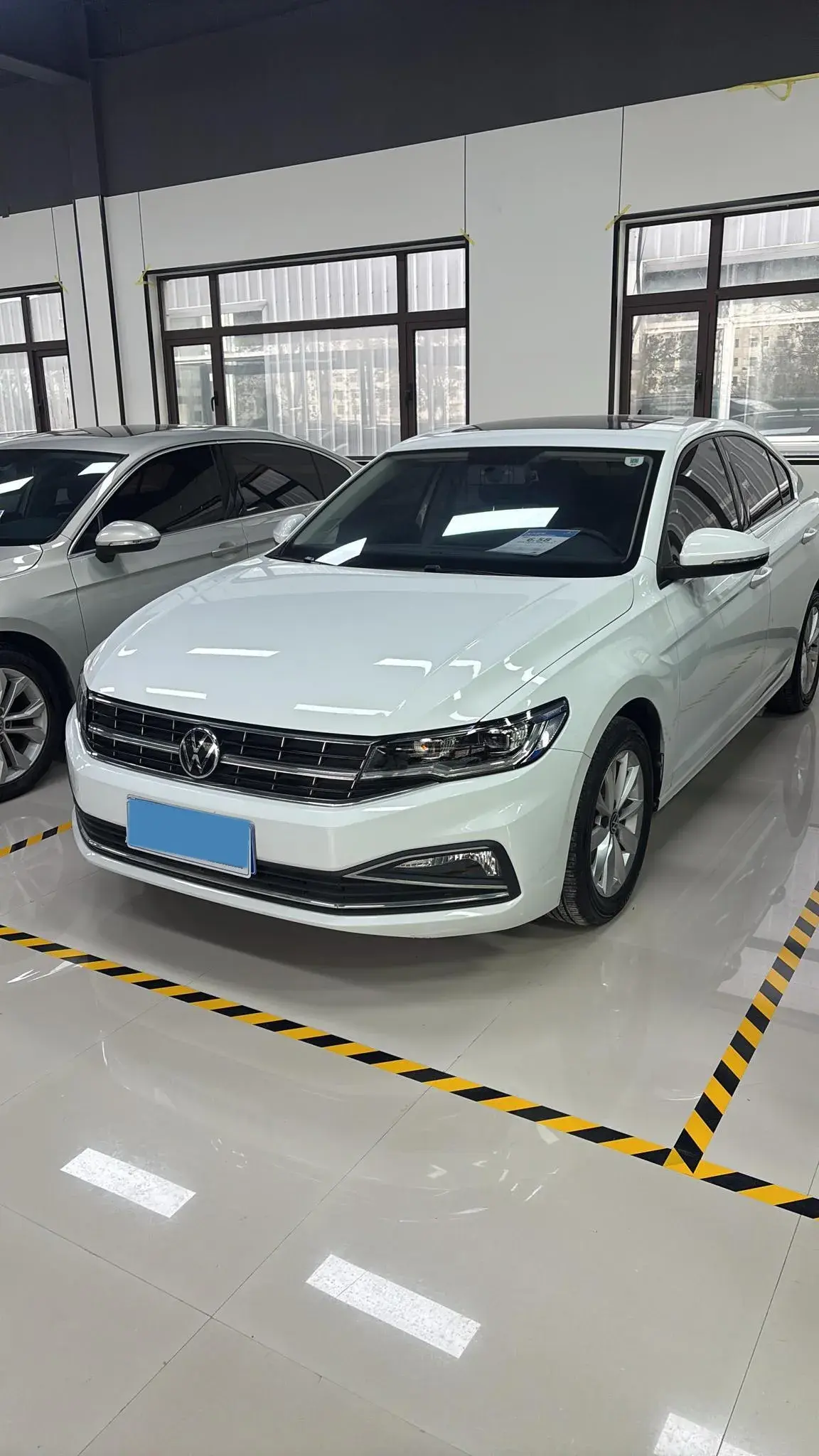 2020 VOLKSWAGEN BORA view 1