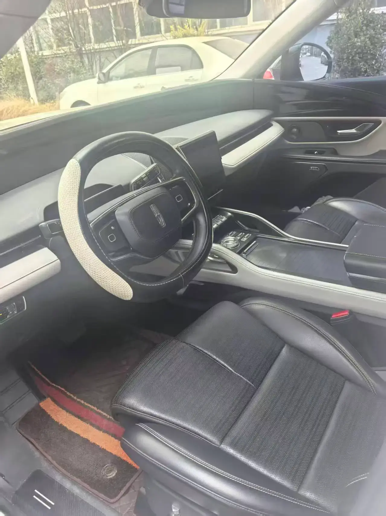 2023 LINCOLN NAUTILUS thumbnail 3