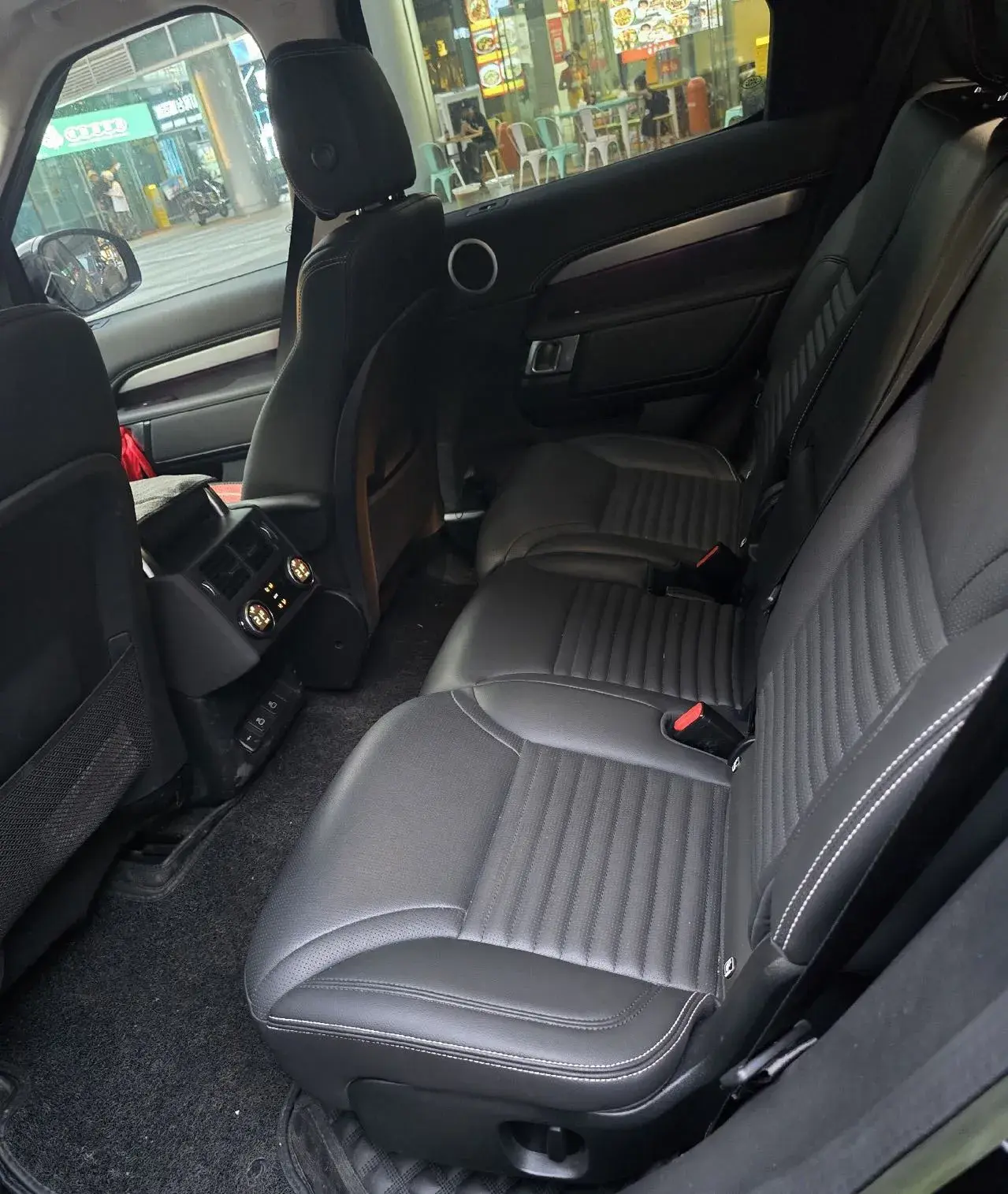 2023 LAND ROVER thumbnail 2