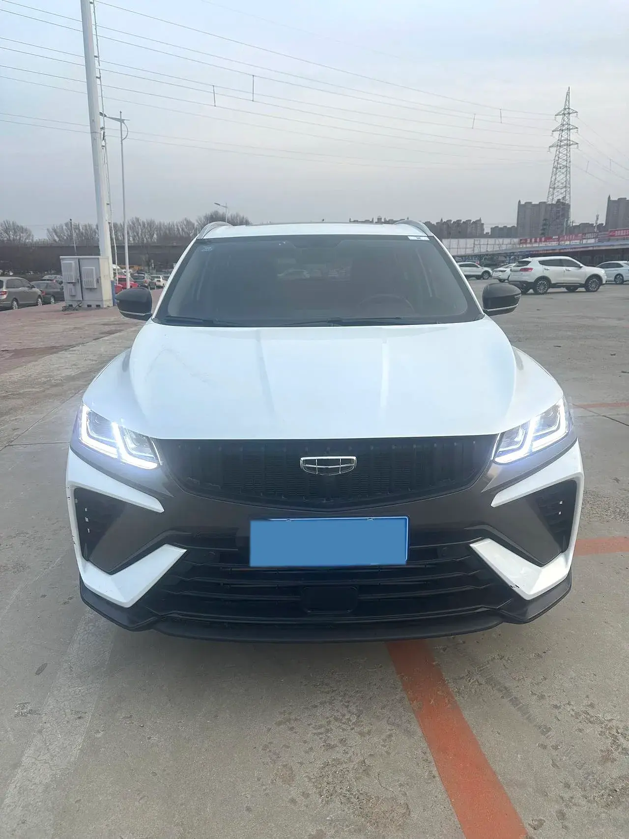 2023 GEELY COOLRAY thumbnail 2