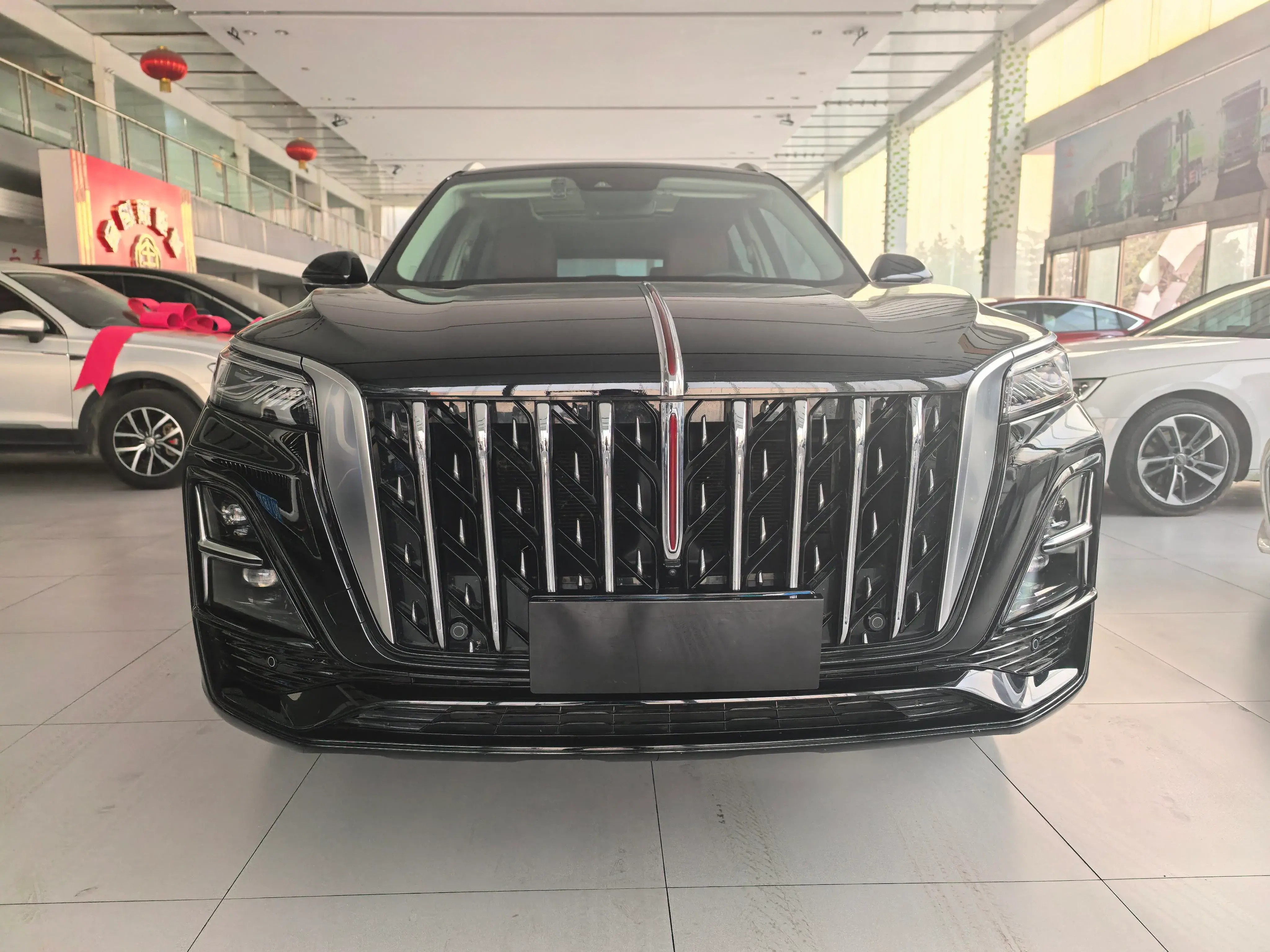 2023 HONGQI HS5 thumbnail 2
