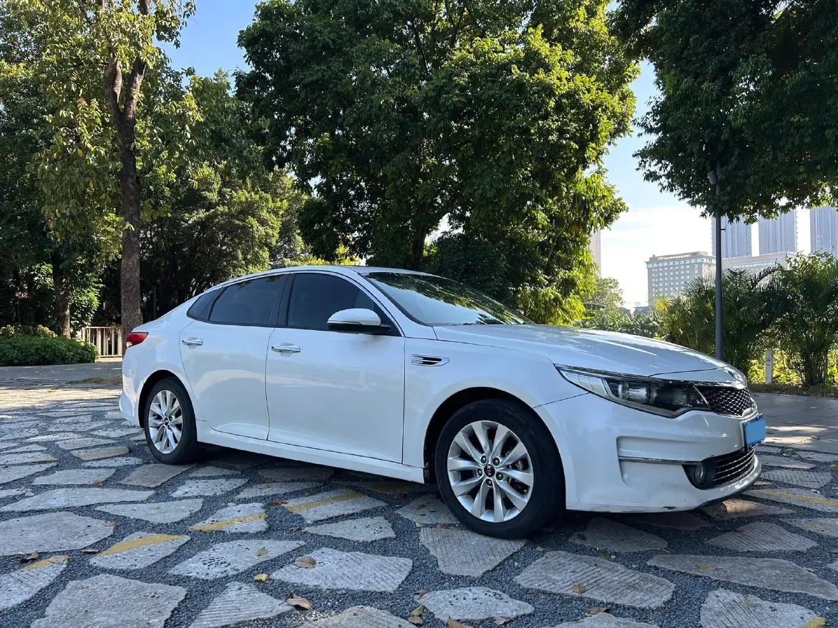 2016 Kia K5 2.0L 161HP L4 6AT,autocango,china used car exporter,china ev exporter,chinese used car exporter,chinese used ev exporter