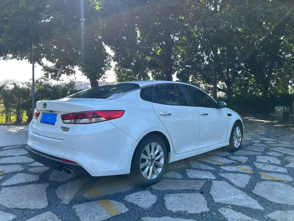 2016 Kia K5 2.0L 161HP L4 6AT,autocango,china used car exporter,china ev exporter,chinese used car exporter,chinese used ev exporter