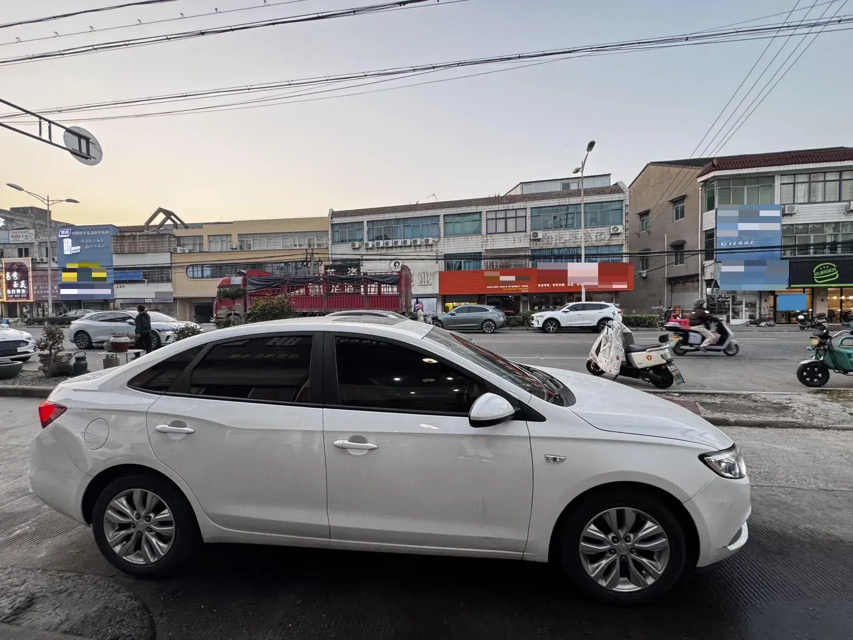 2021 BUICK EXCELLE thumbnail 3