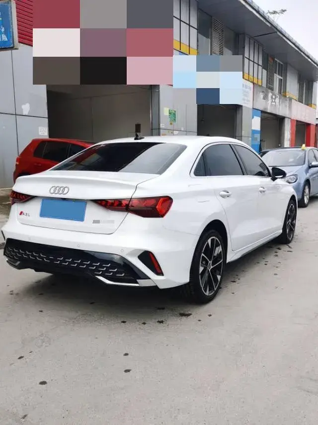 2025 AUDI A3 thumbnail 4