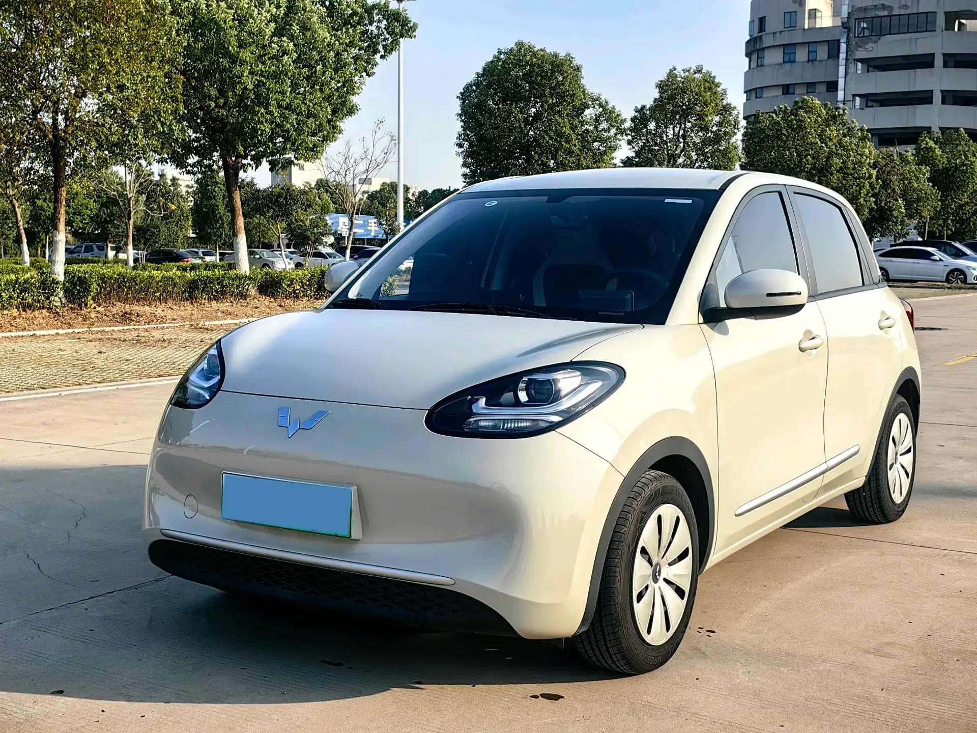 2023 WULING BINGUO view 1