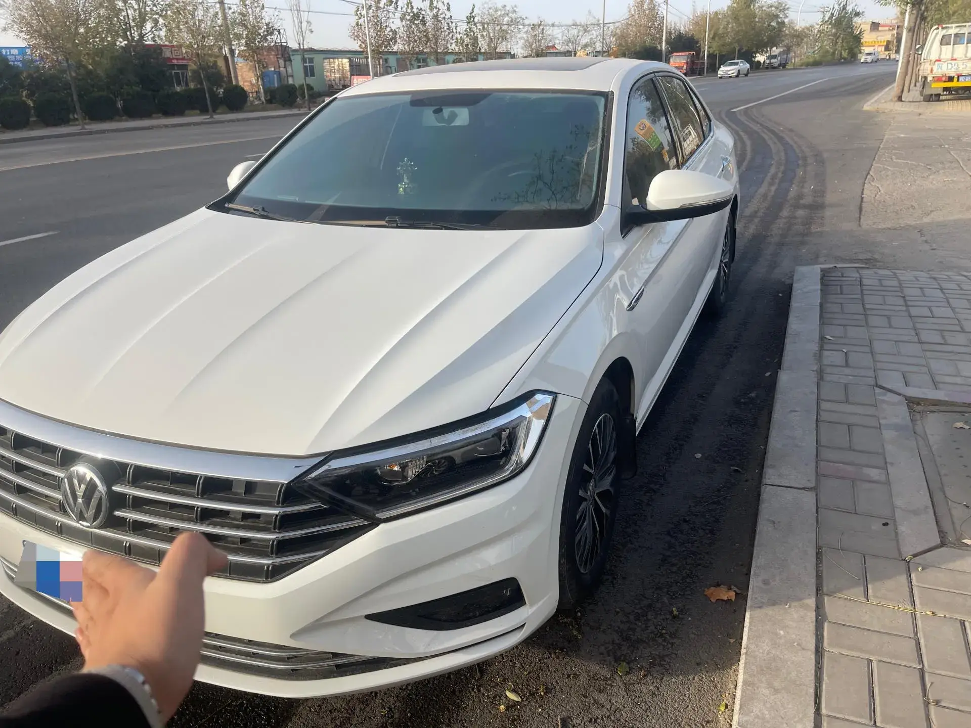 2020 VOLKSWAGEN SAGITAR view 1