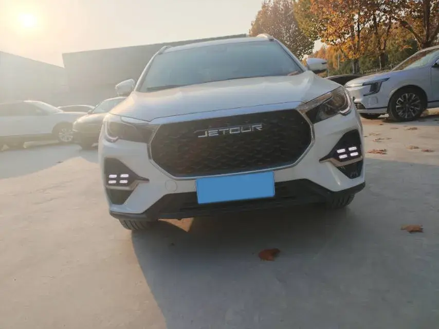 2024 JETOUR X70 thumbnail 2