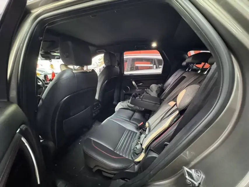 2021 LAND ROVER thumbnail 3