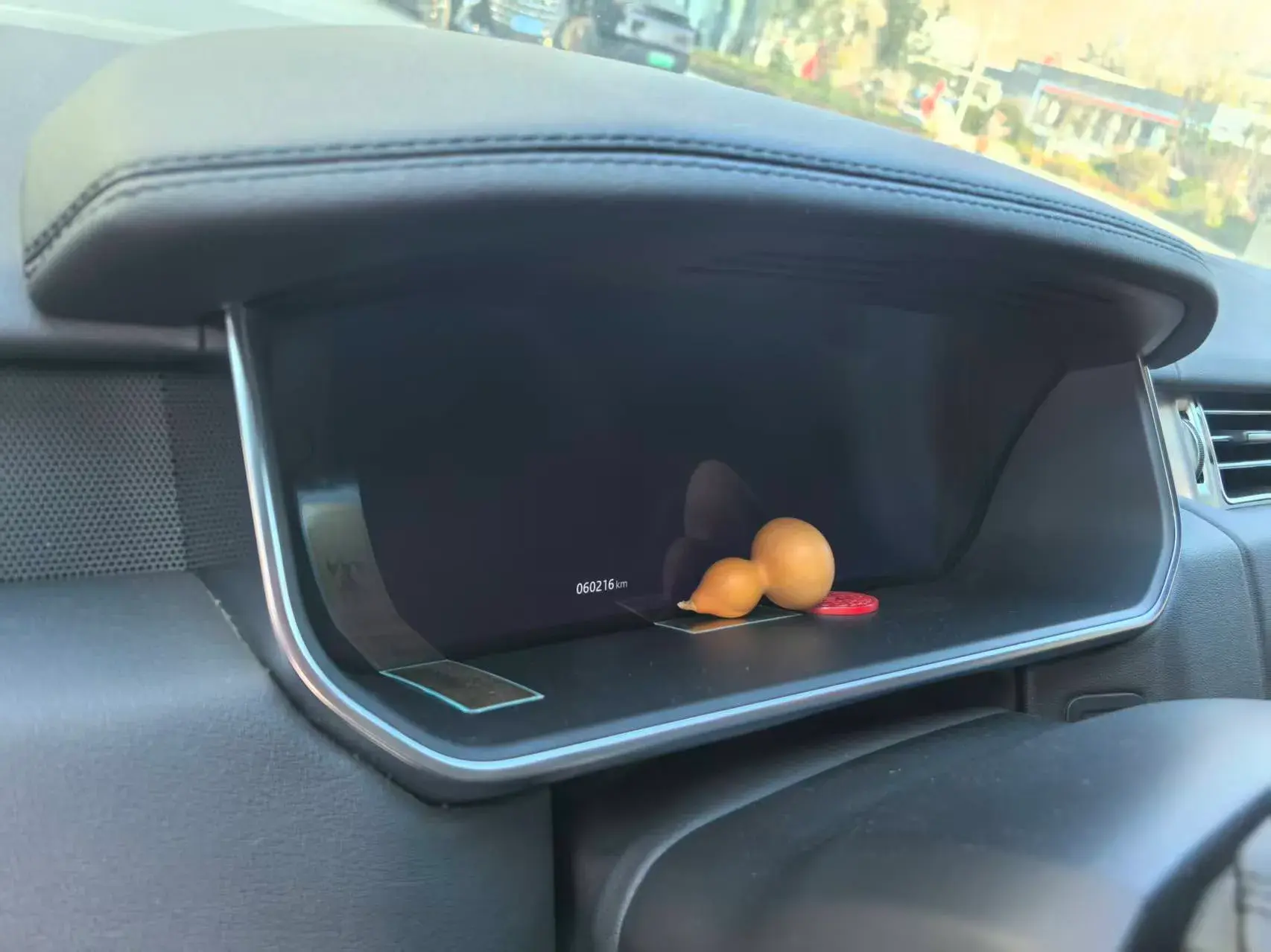 2022 LAND ROVER thumbnail 3