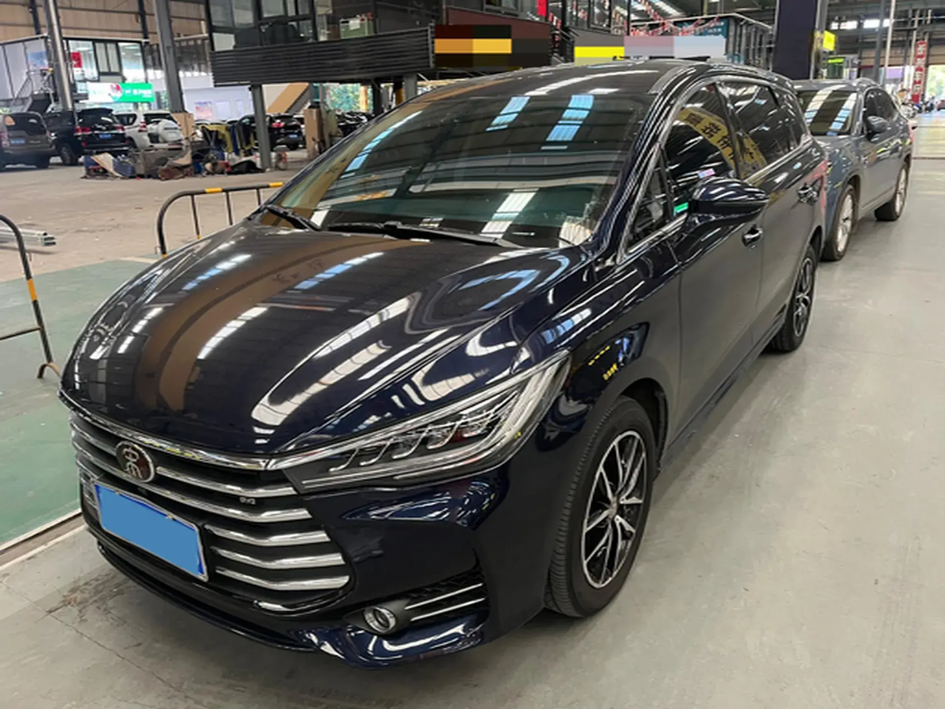 2018 BYD SONG view 1