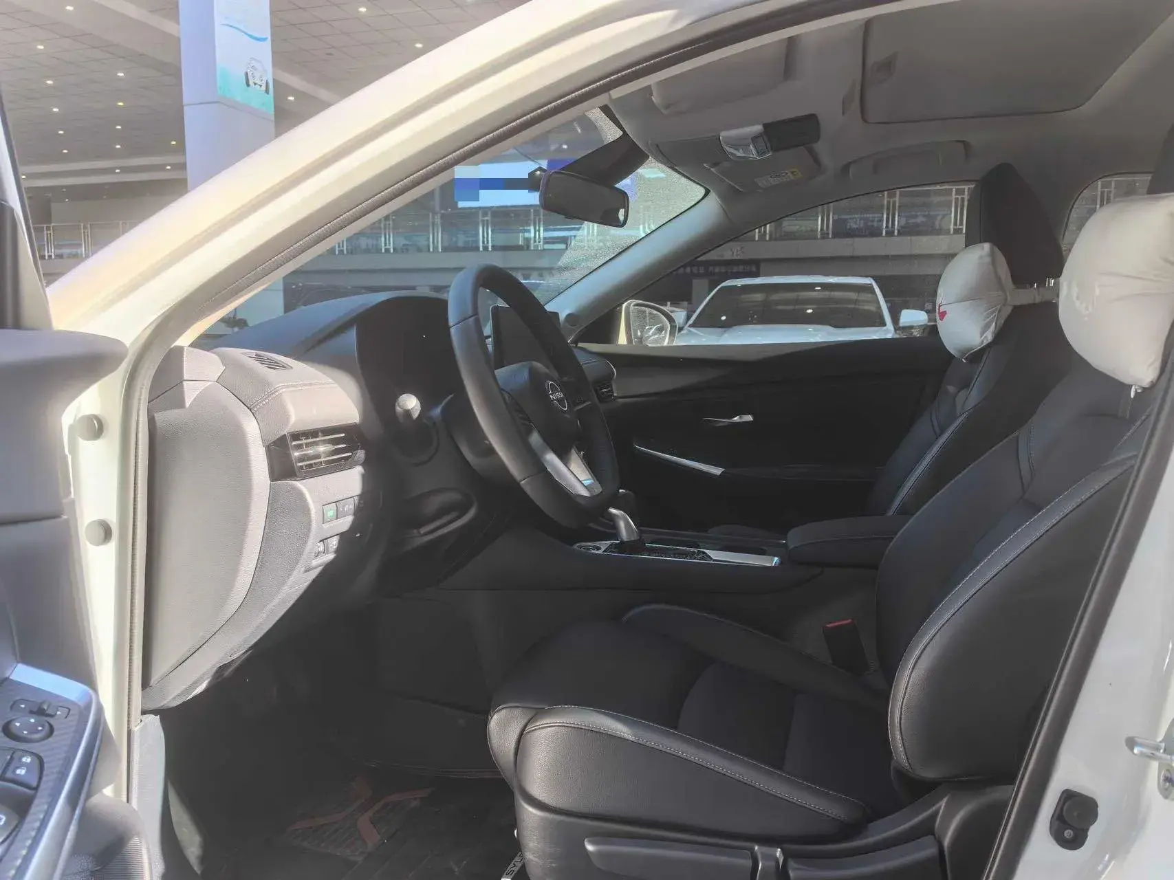 2023 NISSAN SYLPHY thumbnail 3