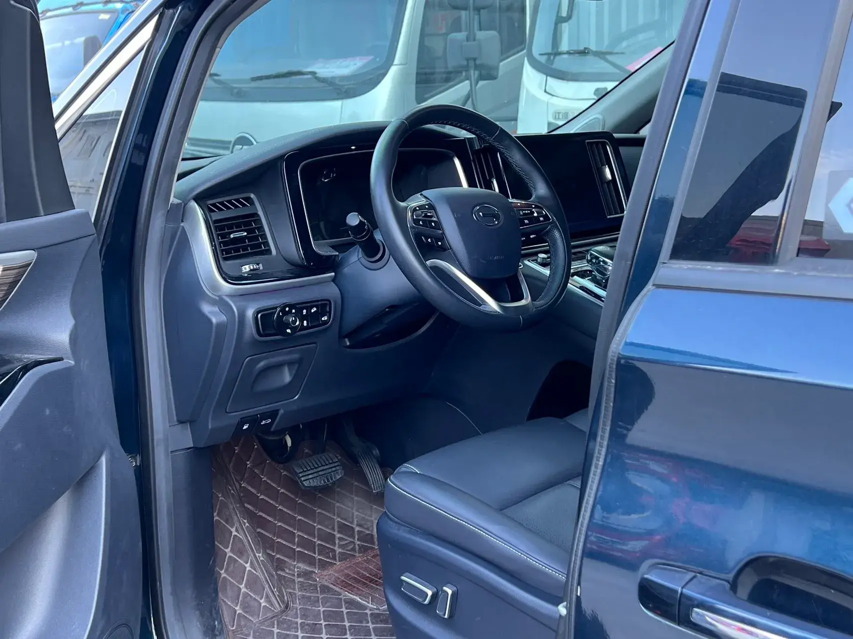 2021 GAC TRUMPCHI thumbnail 4