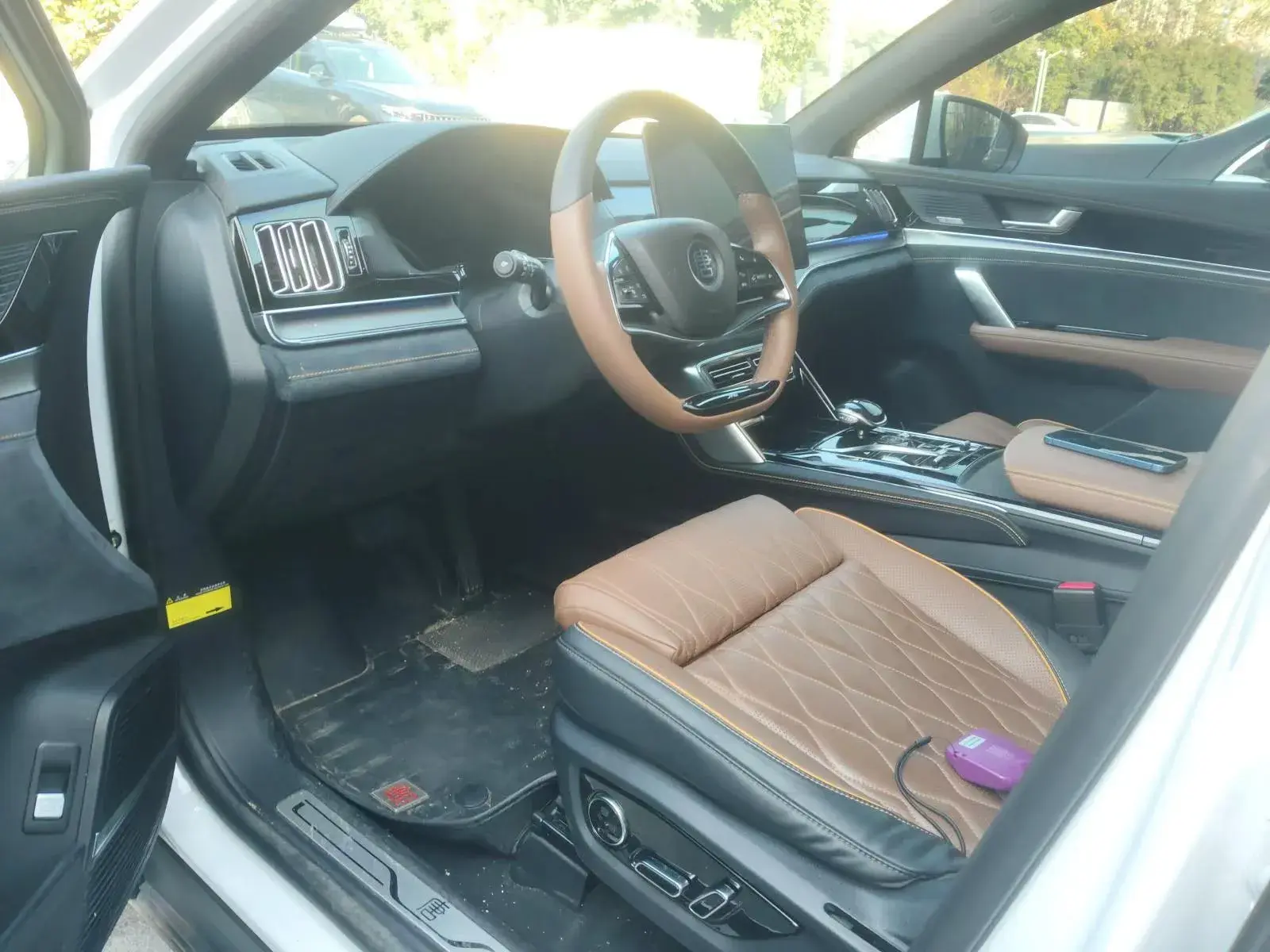 2021 BYD TANG thumbnail 3