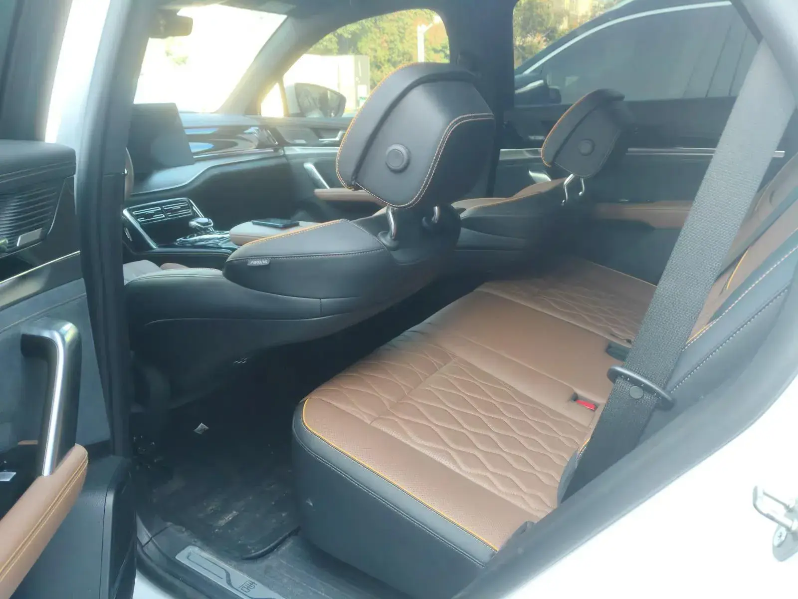 2021 BYD TANG thumbnail 4