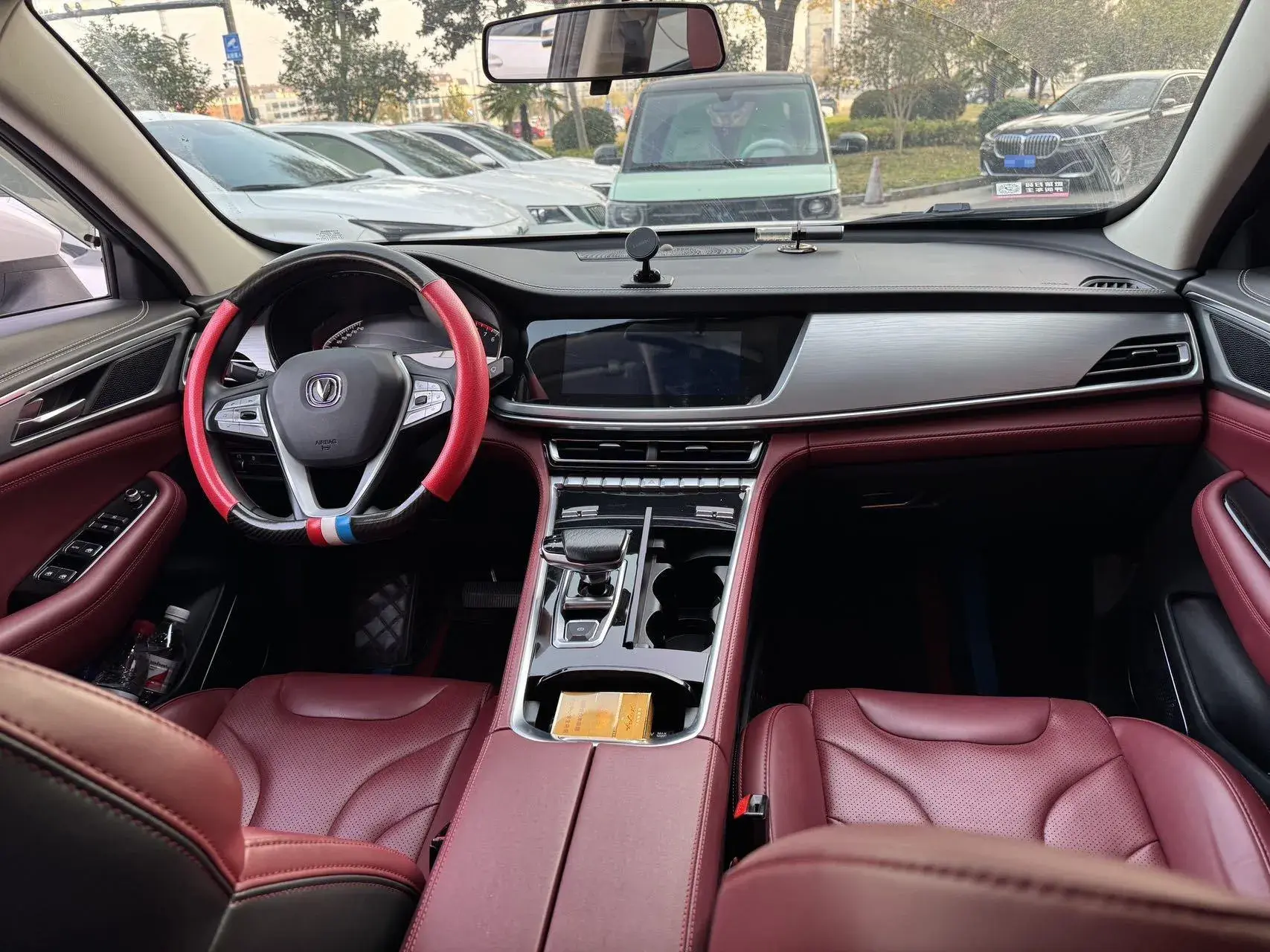 2021 CHANGAN CS85 thumbnail 4