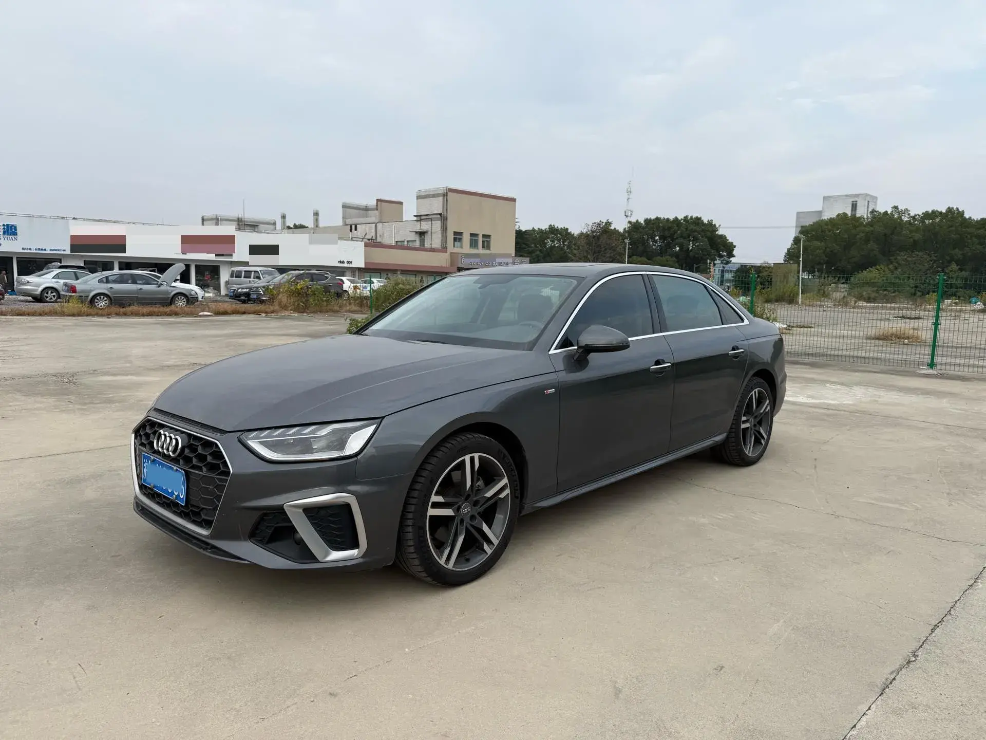 2020 AUDI A4L view 1
