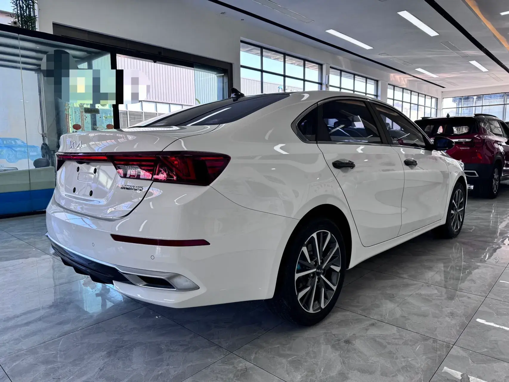 2021 KIA K3 thumbnail 4