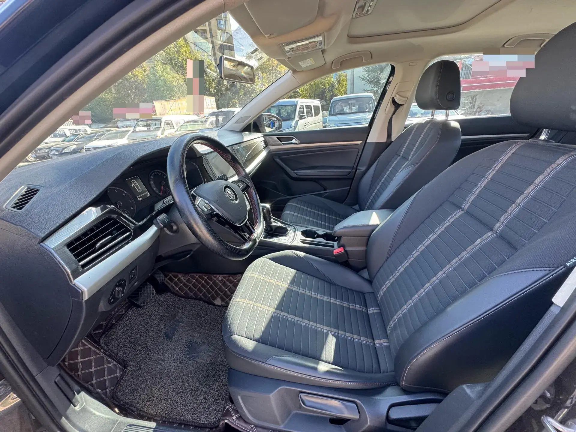 2019 VOLKSWAGEN LAVIDA thumbnail 4