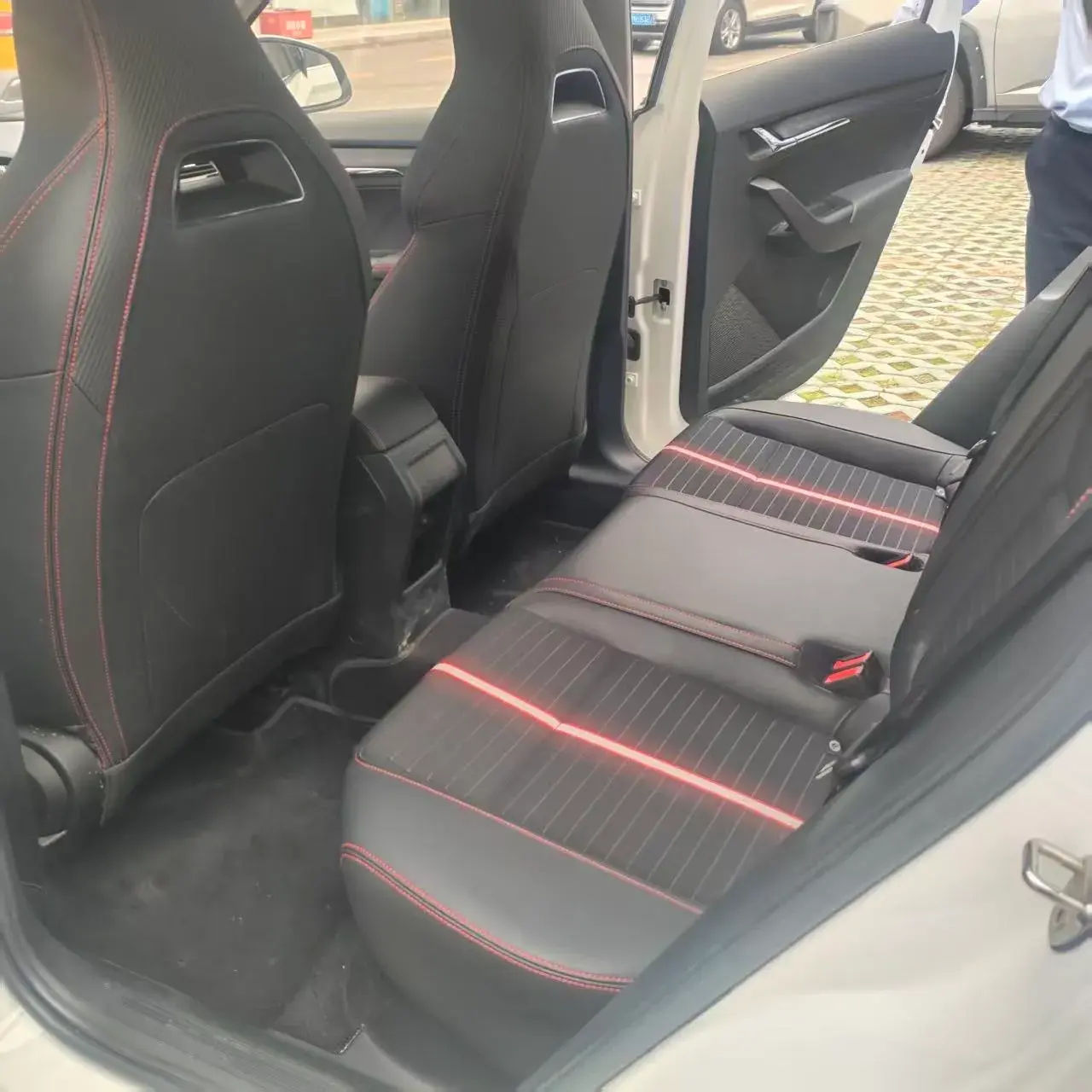 2020 SKODA KAMIQ thumbnail 4