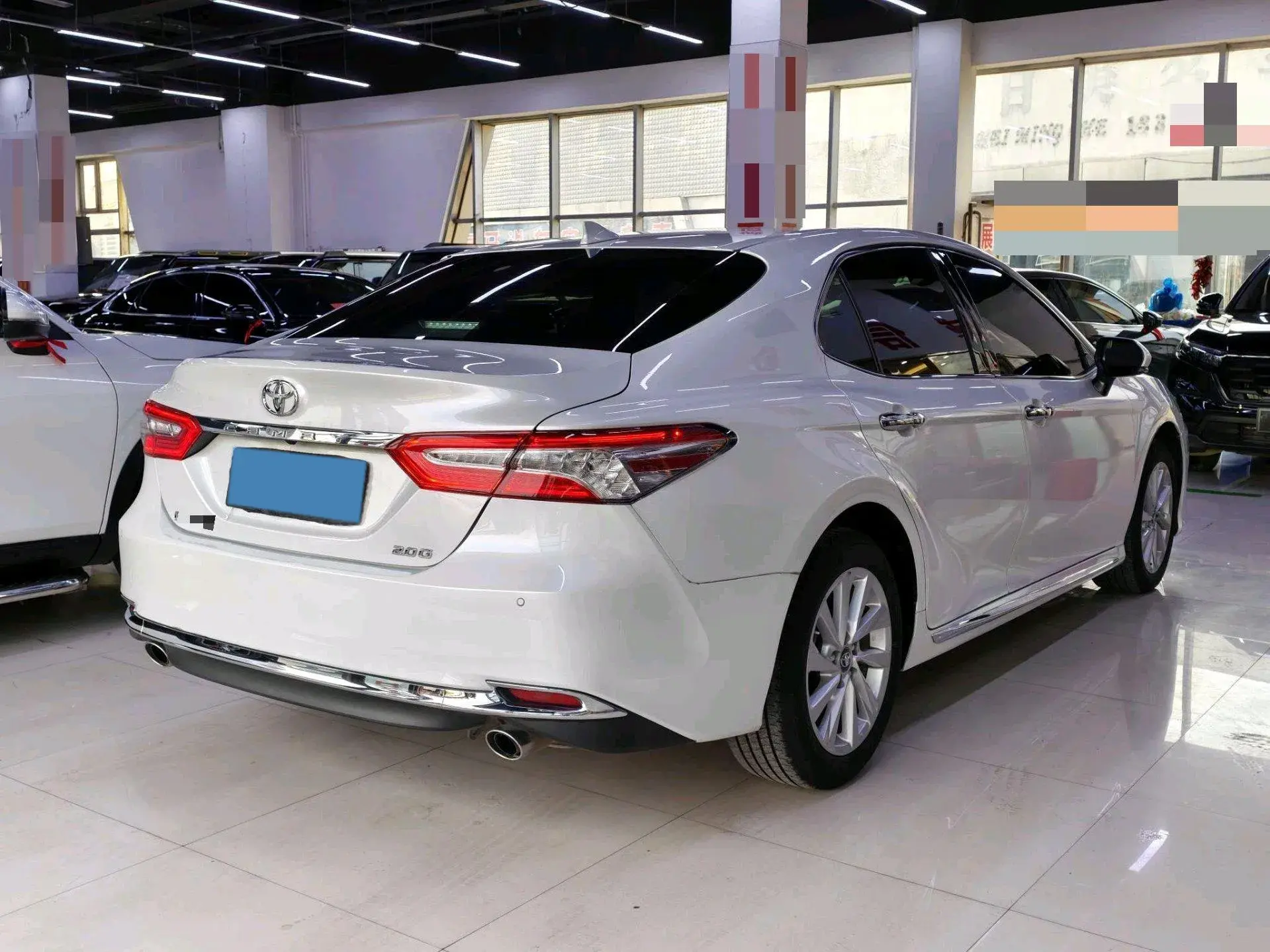 2023 TOYOTA CAMRY thumbnail 4