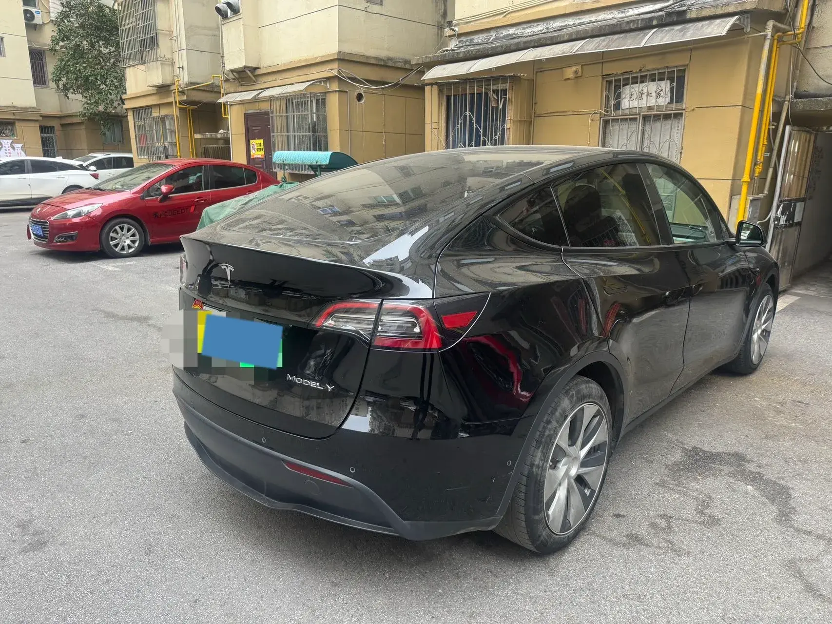 2021 TESLA MODEL thumbnail 3