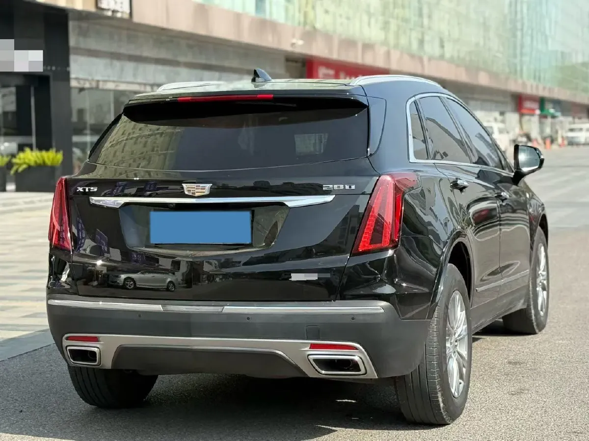 2021 Cadillac XT5 2.0T 237HP L4 9AT,autocango,china used car exporter,china ev exporter,chinese used car exporter,chinese used ev exporter