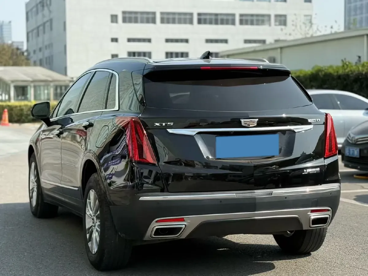 2021 Cadillac XT5 2.0T 237HP L4 9AT,autocango,china used car exporter,china ev exporter,chinese used car exporter,chinese used ev exporter