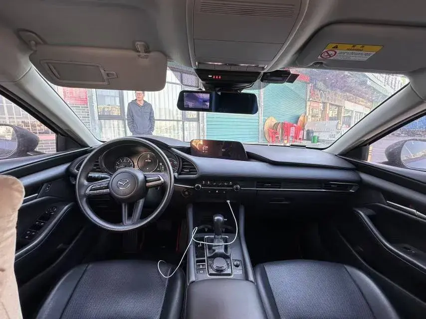 2020 MAZDA 3 thumbnail 4