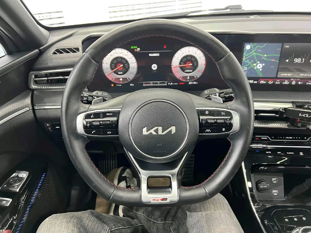 2021 Kia K5 2.0T 240HP L4 8AT,autocango,china used car exporter,china ev exporter,chinese used car exporter,chinese used ev exporter