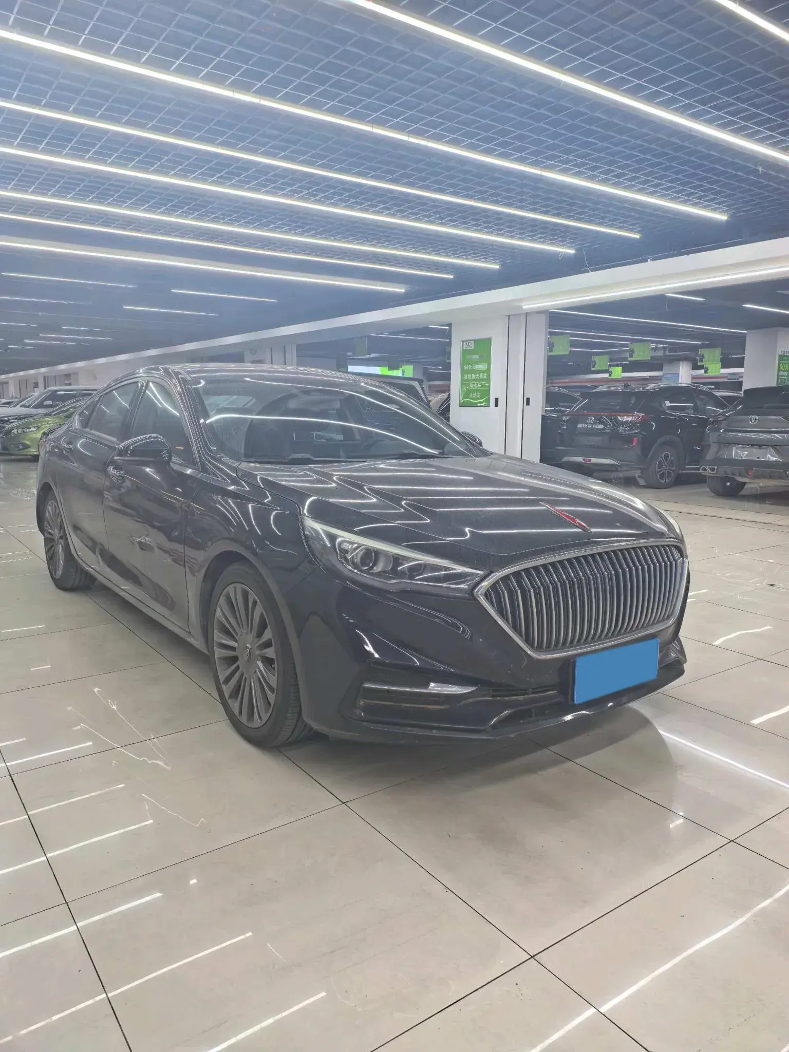 2019 HONGQI H5 thumbnail 3